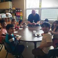 Program links male volunteers with early childhood centers